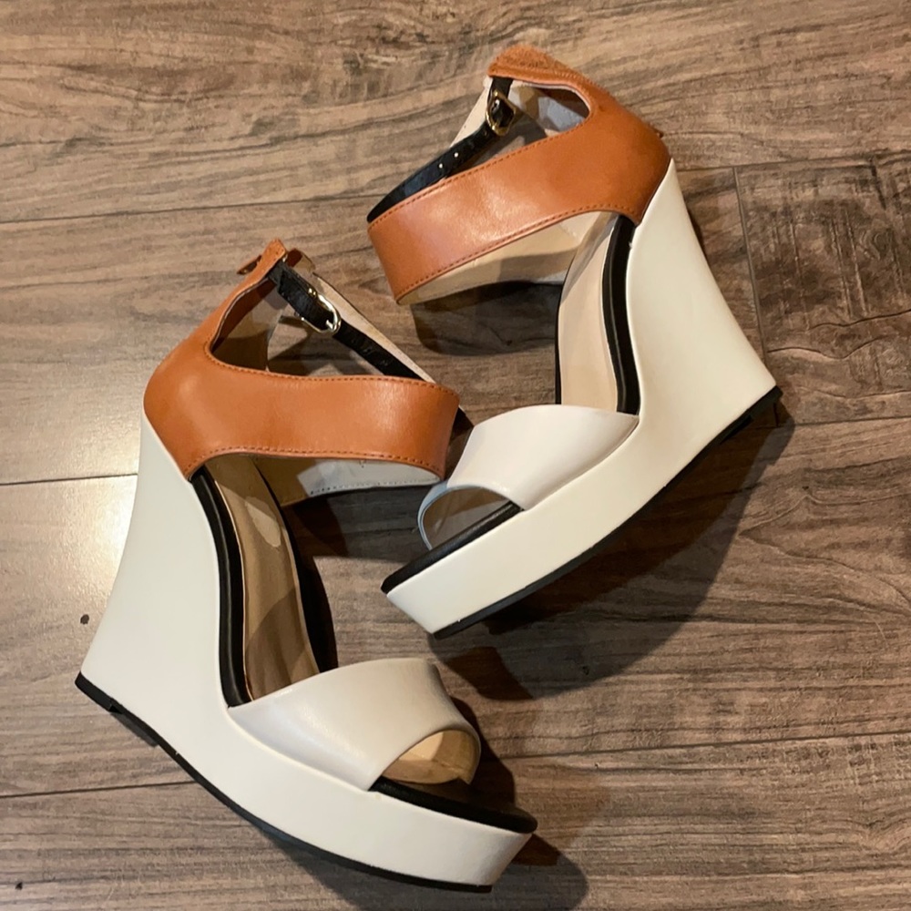 Seychelles Two-Tone Tan and White Wedge Sandals